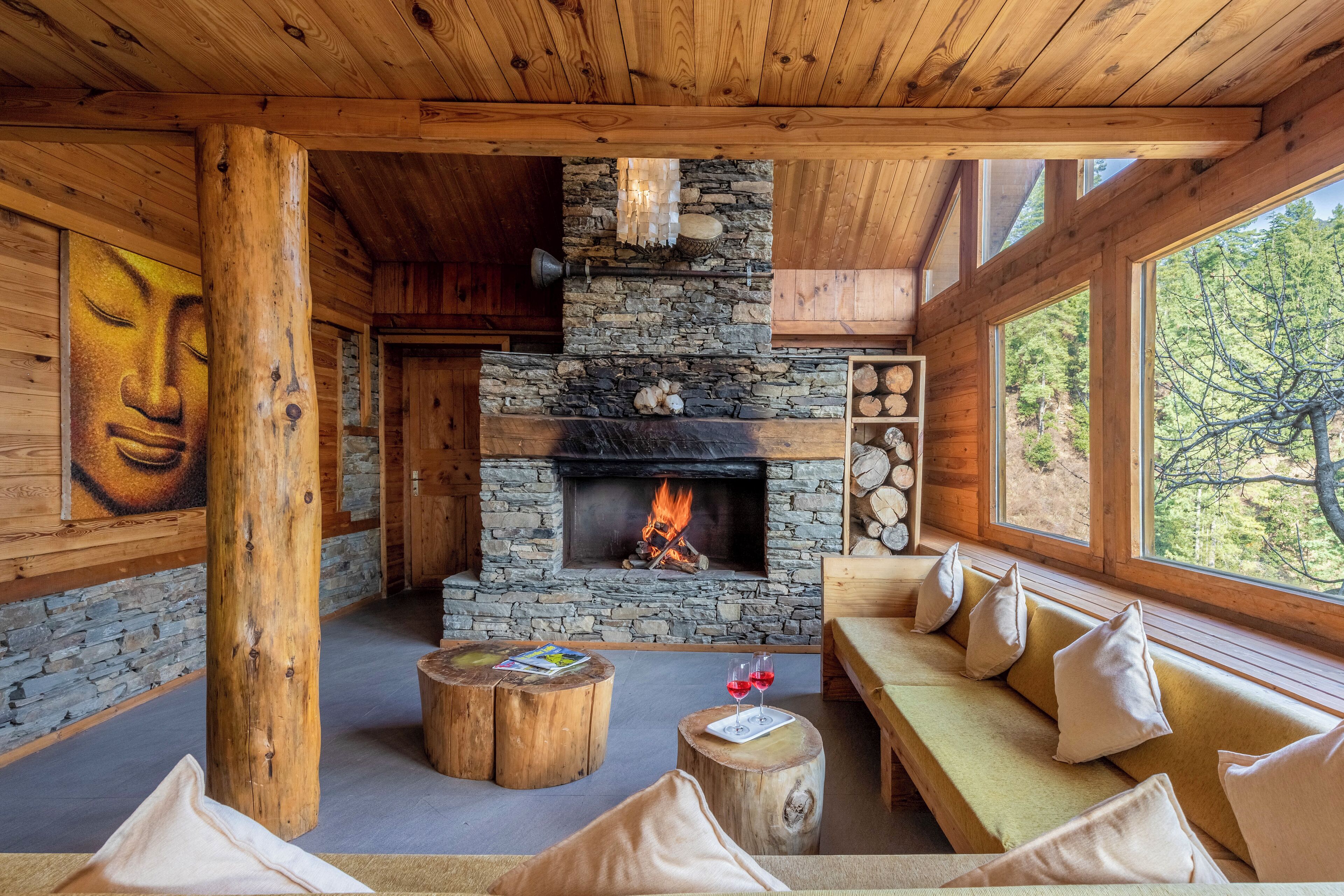 Klassieke villa, balkon, uitzicht op bergen | Interieur