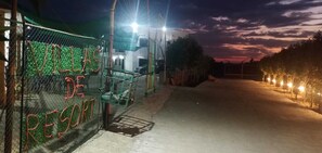 Ảnh chưa phân loại, 5 trong số 13 ảnh, nút