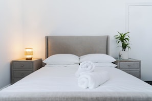 1 chambre, fer et planche à repasser, Wi-Fi gratuit, draps fournis