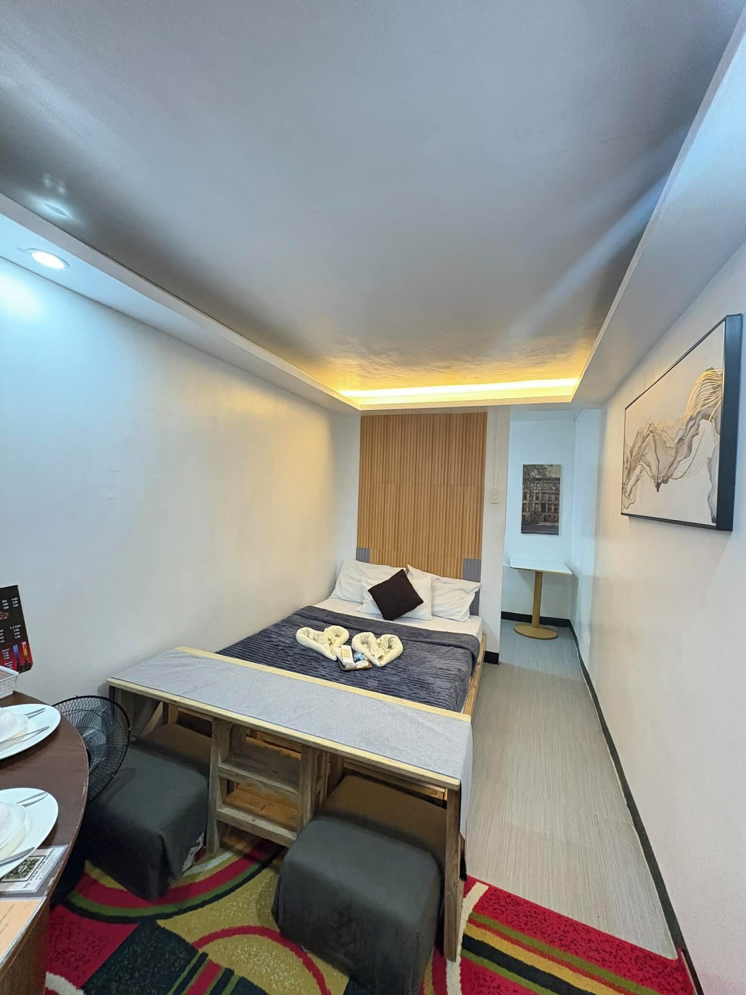 Quarto casal luxo, varanda | Wi-Fi de cortesia