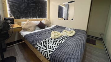 Deluxe tweepersoonskamer, terras | Gratis wifi