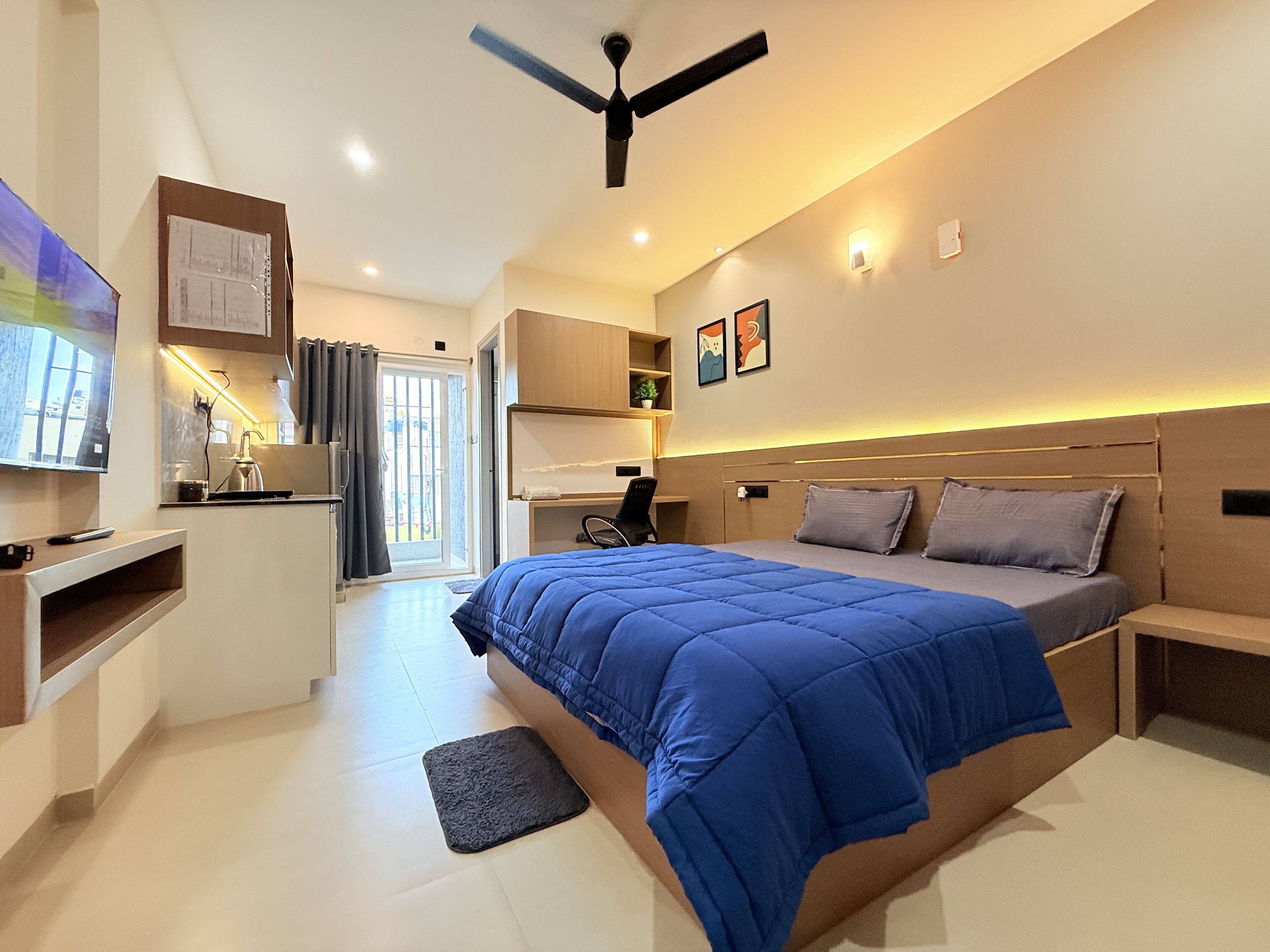 Premium Studio, Balcony, City View