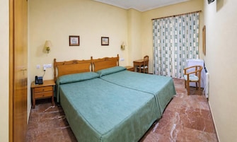 Apartment | 1 bedroom, iron/ironing board