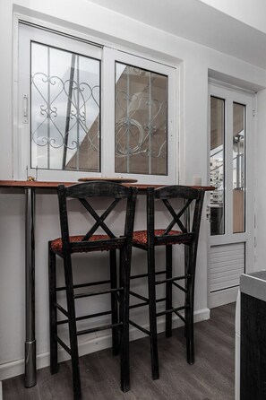 Dining - Athens Charm - Close to metro station (Athens)