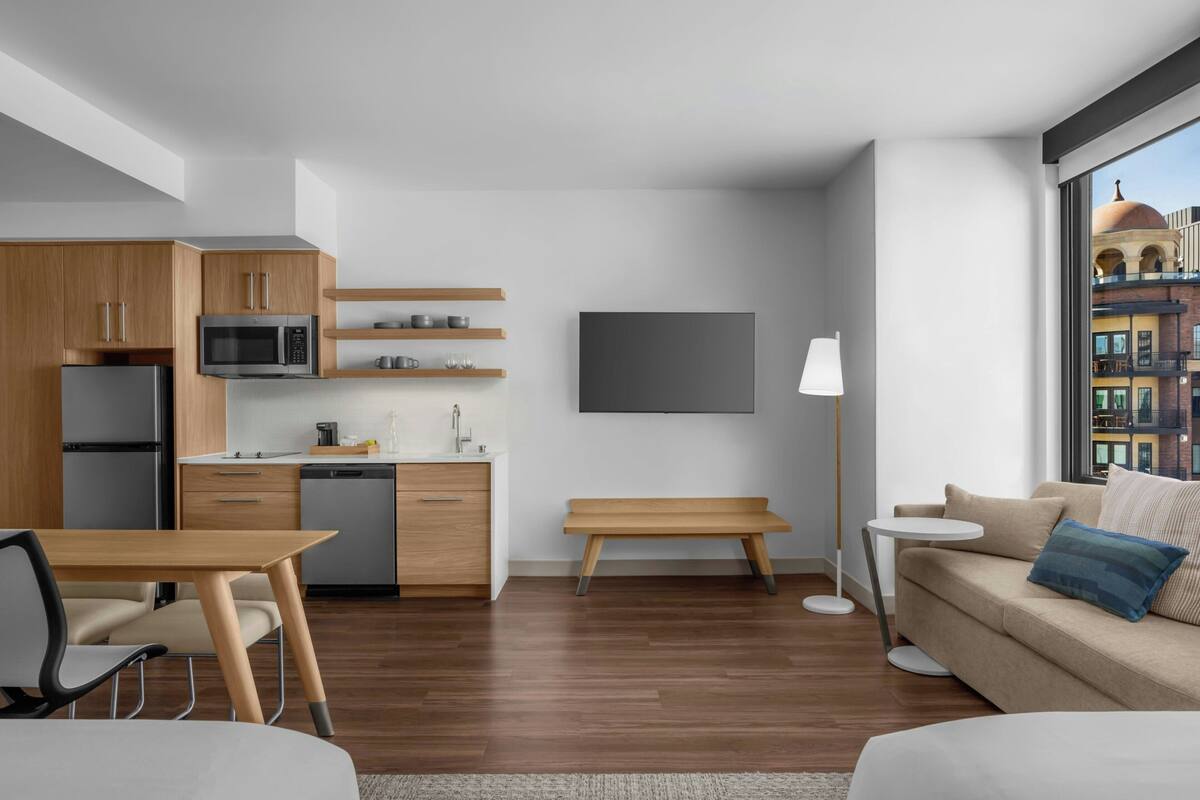 Studio, Multiple Beds