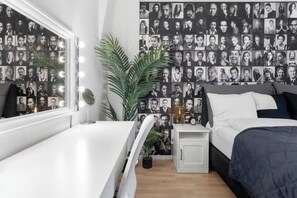 4 bedrooms, iron/ironing board, WiFi, bed sheets - Best Value | AC | Free Parking | Central Location (Zürich)