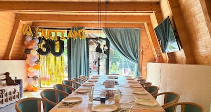 Cozy Cabin în Blidari Maramureș-Hot Tub Fresh Air Relaxing Mountain Cabin