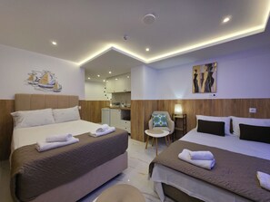 1 camera, accesso a Internet, lenzuola