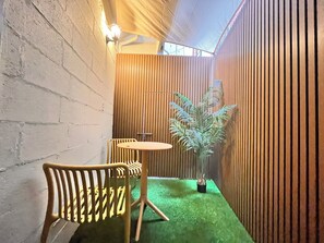 Twin Room | Premium bedding, down comforters, pillowtop beds, free minibar - OnKorea Stay (Seoul)