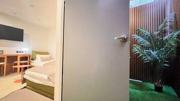 Twin Room | Terrace/patio