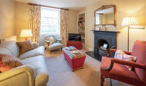 TV, offices - Library Cottage at Rosebery Steading, Gorebridge (Temple)