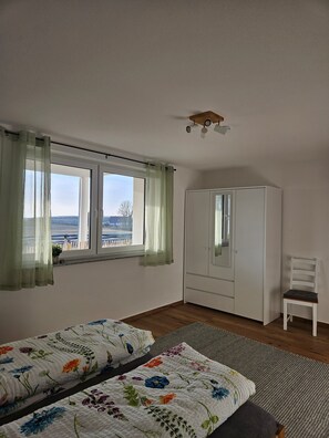 2 Schlafzimmer, Bügeleisen/Bügelbrett, WLAN, Bettwäsche