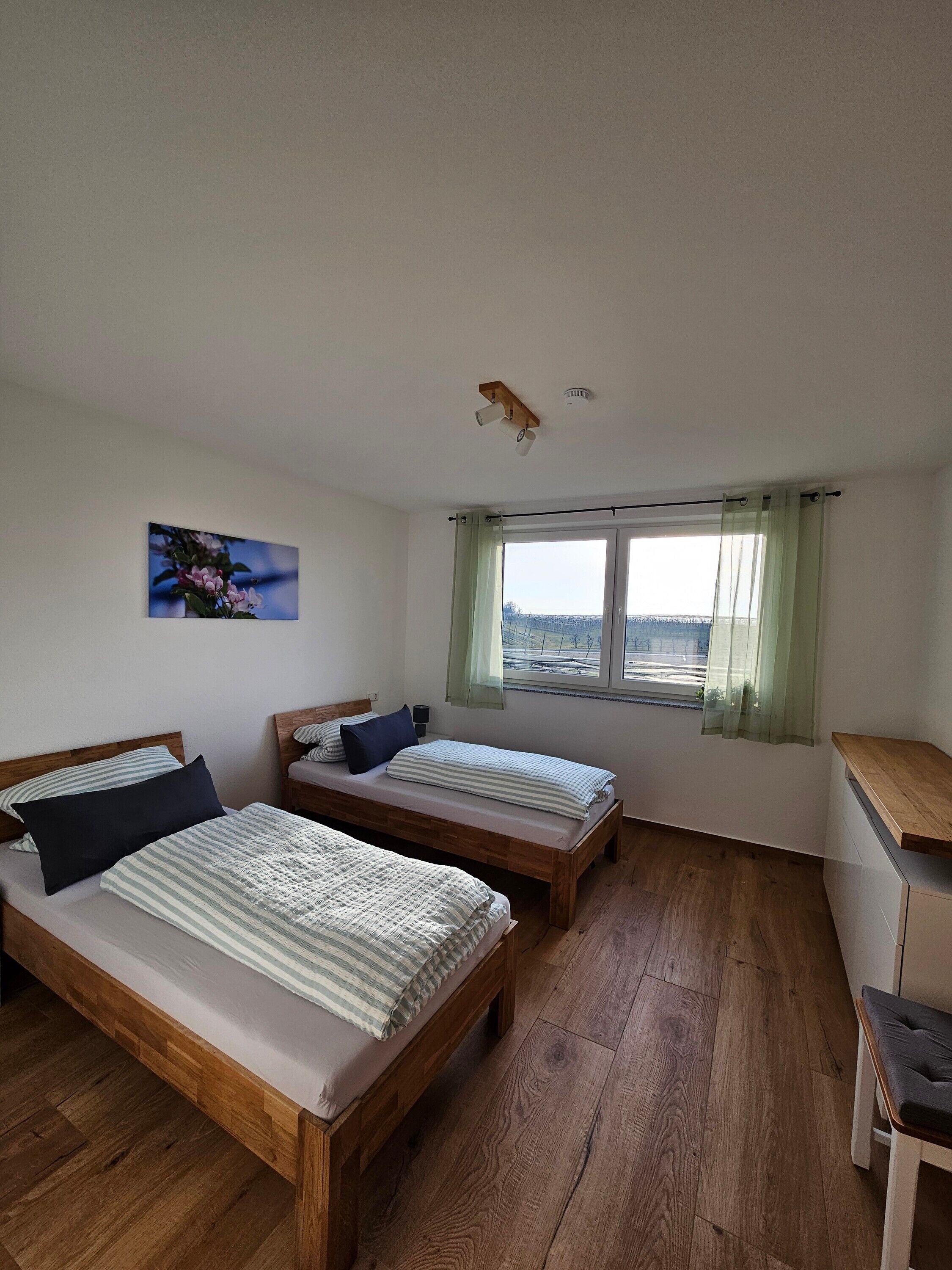 2 sovrum, strykjärn/strykbräda, wi-fi och sängkläder