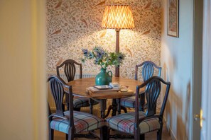 Dining - Gamekeeper's Cottage at Rosebery Steading, Gorebridge (Temple)