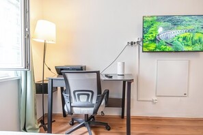 Basic Apartment - Stylish 1BR Apt Danube Near Prater Park (Vienna)