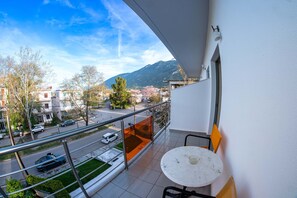 Apartment | 1 bedroom - Hotel Ena - Cozy Mountain View Suite With Pool (Lamia)