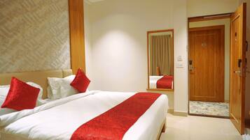 Superior-enkeltværelse - 1 kingsize-seng - parkudsigt | Arbejdsområde til bærbare computere, gratis Wi-Fi