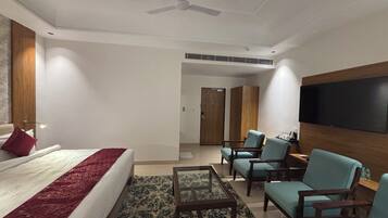 Superior-Doppelzimmer | Laptopgeeigneter Arbeitsplatz, kostenloses WLAN