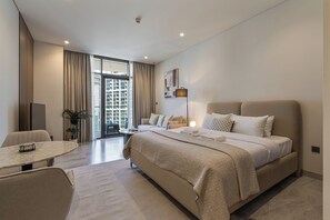 1 habitación, tabla de planchar con plancha, wifi gratis y ropa de cama 