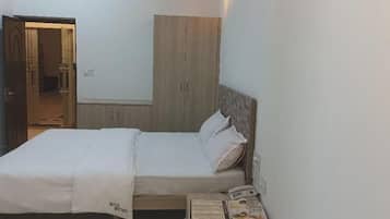 Laptop workspace, free WiFi