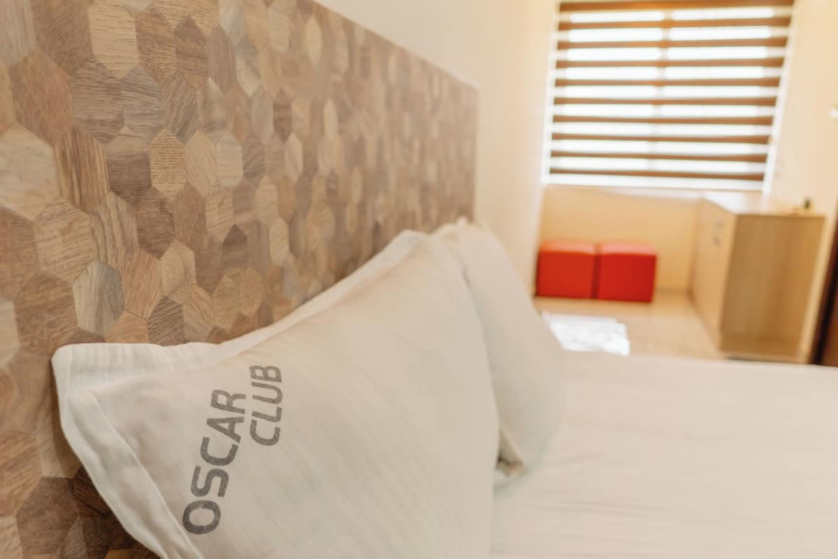 Superior Double Room | Laptop workspace, free WiFi