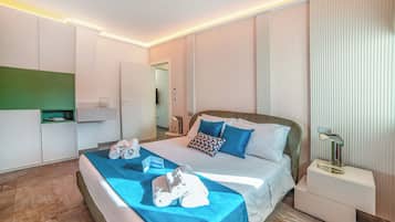 Familieleilighet, flere soverom, 2 bad (Alternative Apartments Pool & Garden) | 3 soverom, wi-fi (inkludert) og sengetøy