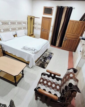 Free WiFi - Taj Guest House  (Bhiwani)