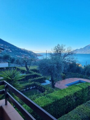Apartment, Balcony, Lake View | Lake view - Appartamenti Albatros (Brenzone sul Garda)