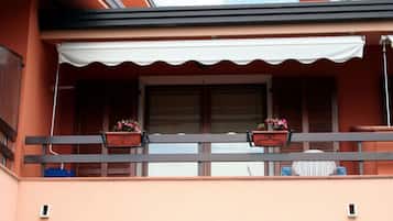 Appartamento, balcone, vista lago | Dettaglio esterni