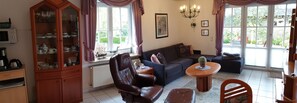TV, stereo - Vacation apartment Rahn Apartment 1 - Cozy two-room apartment close to the center (Timmendorfer Strand)