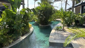 Pool - 4BR Tuscany Water Villa 4 King Suites by Bocobay (Noord)
