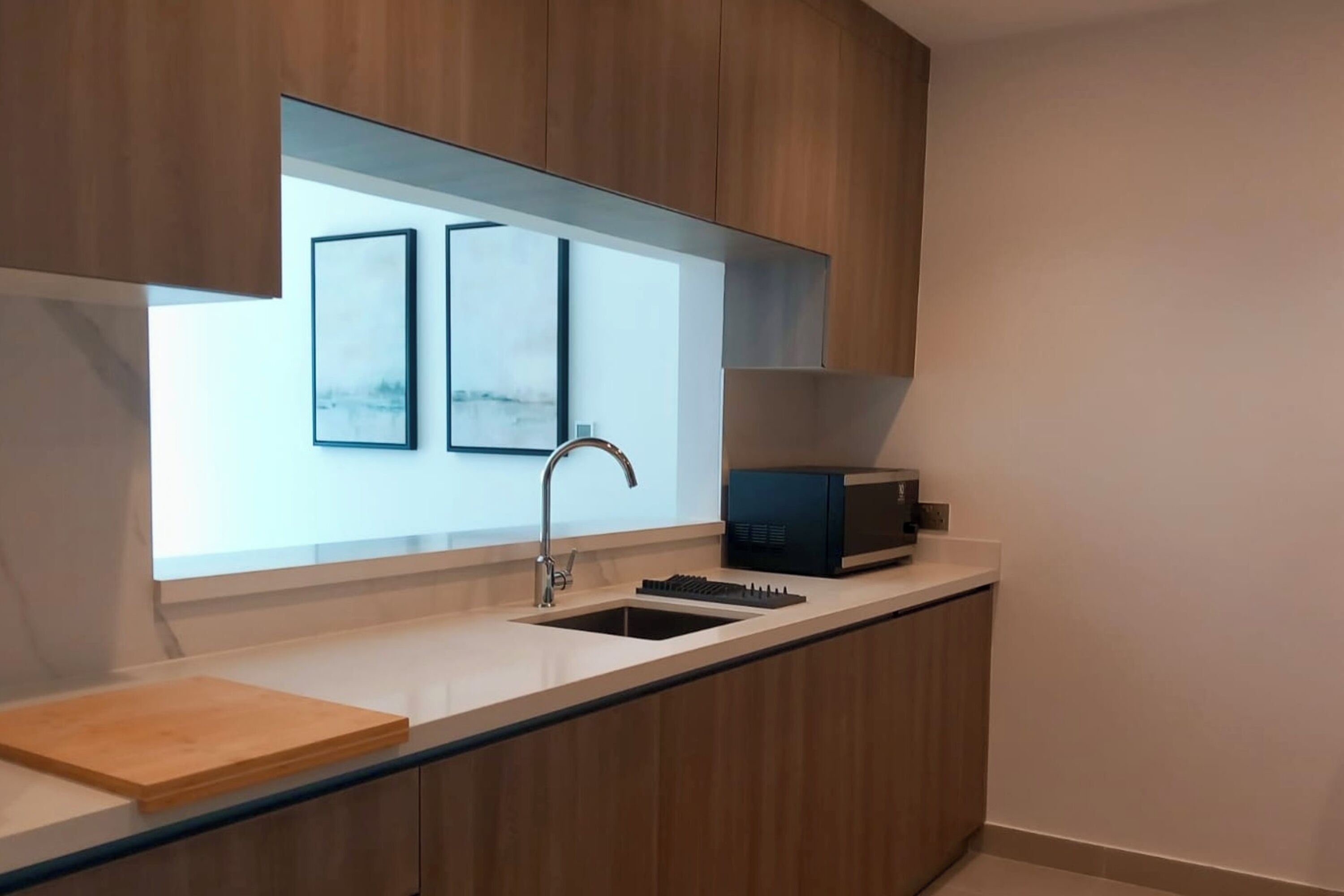 Apartment, 1 King Bed, Non Smoking, Bathtub | Private kitchen