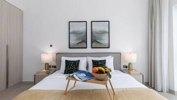 Deluxe Apartment, 1 King Bed, Non Smoking, Bathtub | In-room safe, blackout drapes, iron/ironing board, free WiFi