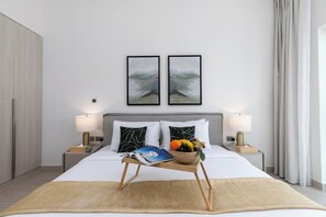 Deluxe Apartment, 1 King Bed, Non Smoking, Bathtub | In-room safe, blackout drapes, iron/ironing board, free WiFi - Maison Privee - Relaxed Yas living with Resort-Style Facilities (Abu Dhabi)