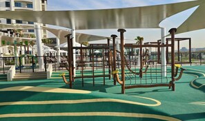 Children’s activities - Maison Privee - Relaxed Yas living with Resort-Style Facilities (Abu Dhabi)