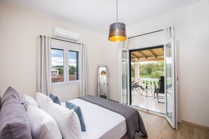 2 bedrooms, iron/ironing board, travel cot, free WiFi - Stylish 2BR Base for Exploring Corfu (Corfu)