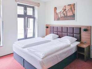 Apartment | 1 bilik tidur, seterika/papan seterika