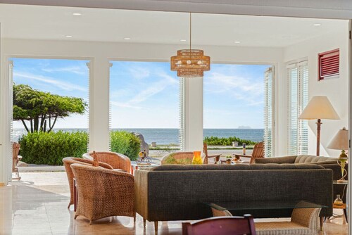 The C-View Aruba Oceanfront 4BR Villa with Private Pool & Sea Views