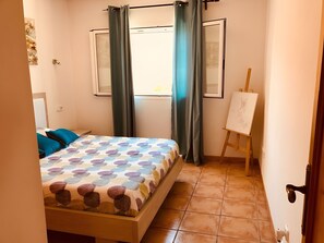 3 dormitorios, tabla de planchar con plancha, wifi y ropa de cama