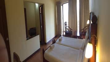 Deluxe Double Room, Balcony, Garden View | Egyptian cotton sheets, premium bedding, desk, free WiFi