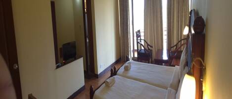 Deluxe Double Room, Balcony, Garden View | Egyptian cotton sheets, premium bedding, desk, free WiFi