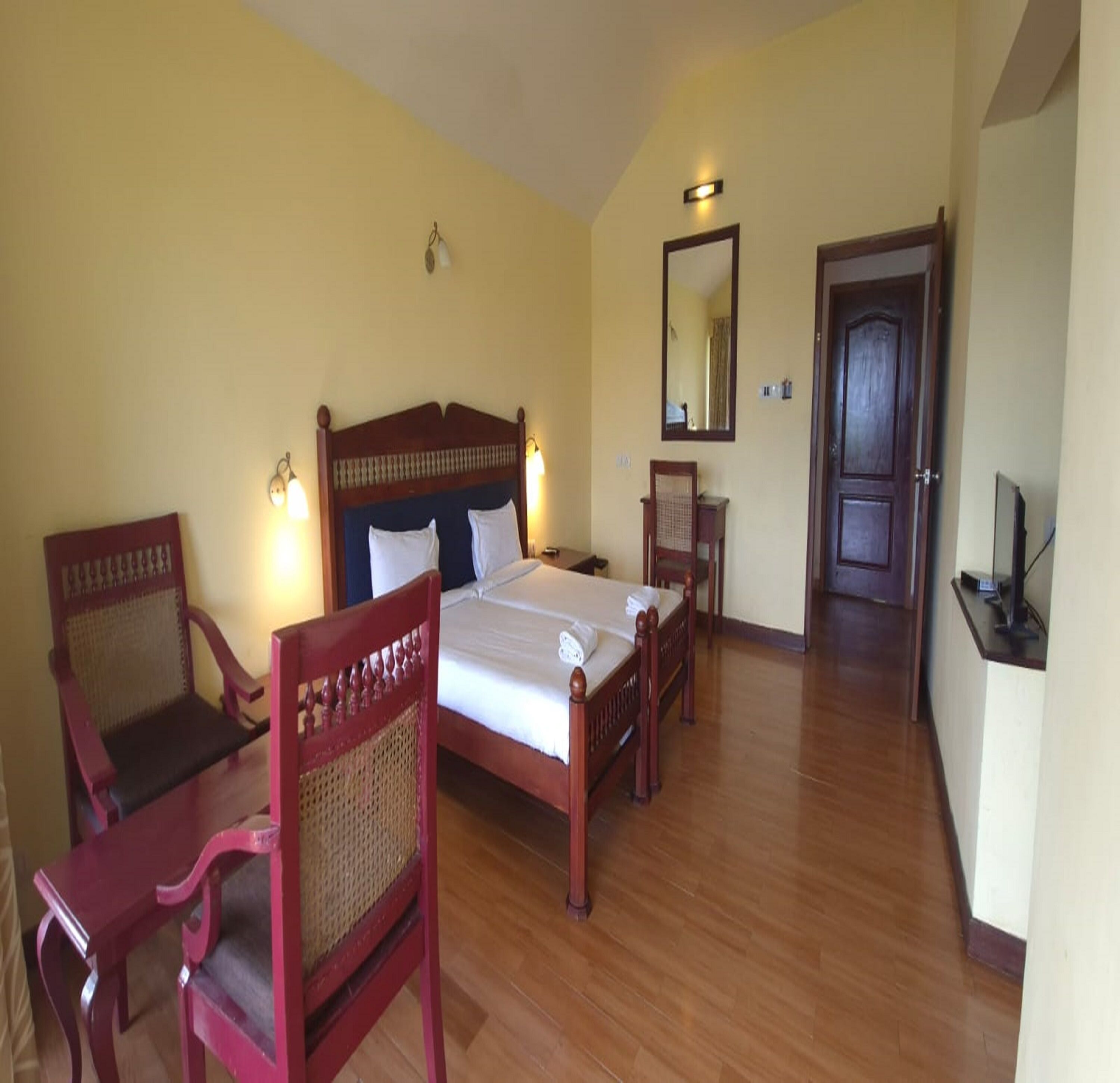 スタンダード ダブルルーム レイクビュー | エジプト綿のシーツ、高級寝具、デスク、WiFi (無料)