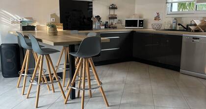 House 128m2 10 min from the beach