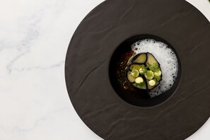 Breakfast, lunch and dinner served