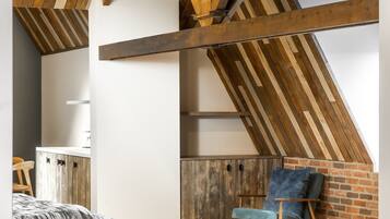 Superior Suite, City View | In-room safe, free WiFi, bed sheets