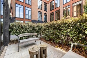 Family Room | Terrace/patio