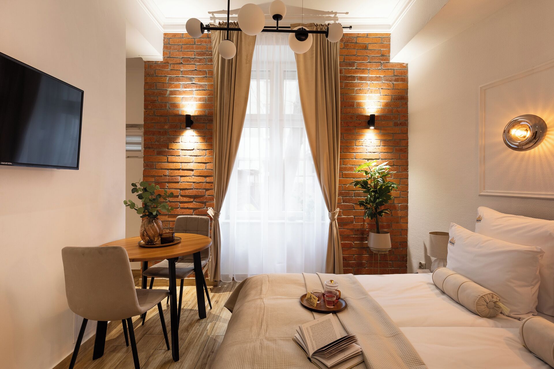 Monolocale Deluxe, 1 letto matrimoniale | Area soggiorno | TV a schermo piatto