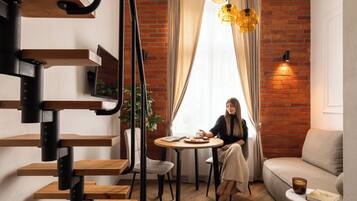 Superior Studio, Air conditioning, Mezzanine | Living area