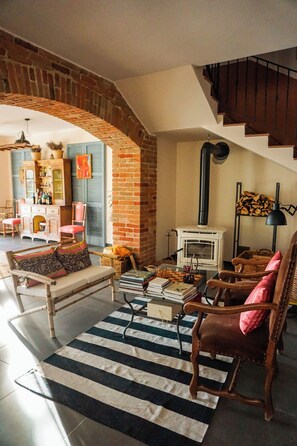 Interior - Primarosa Country House with pool (Nizza Monferrato, AT)