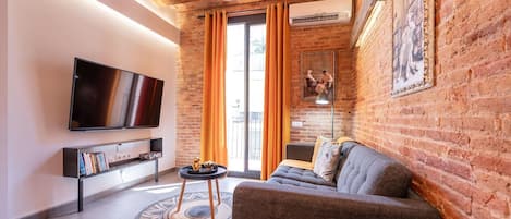 智能电视、立体声音响